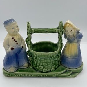 Shawnee Planter Wishing Well Dutch Holland Green Blue Like New 50s #710 Vintage